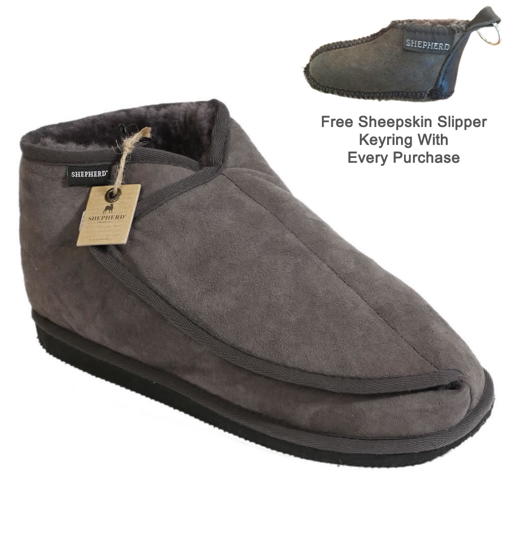 mens bootie style slippers mens bootie style slippers 28 images mens micro suede mens bootie style slippers mens bootie style slippers 28 images mens micro suede