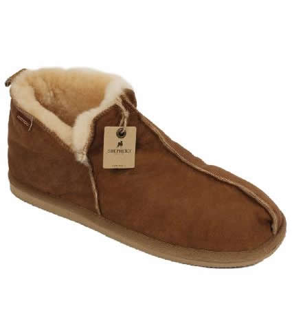 sheepskin house boots